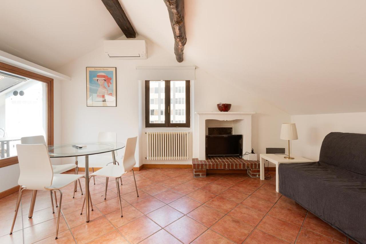 Corso Como Balcony Apartment Milán Exterior foto