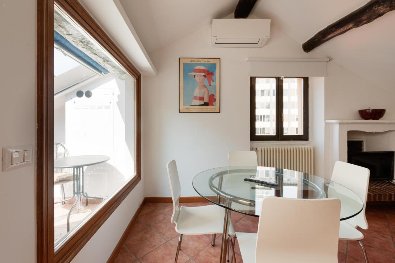 Corso Como Balcony Apartment Milán Exterior foto